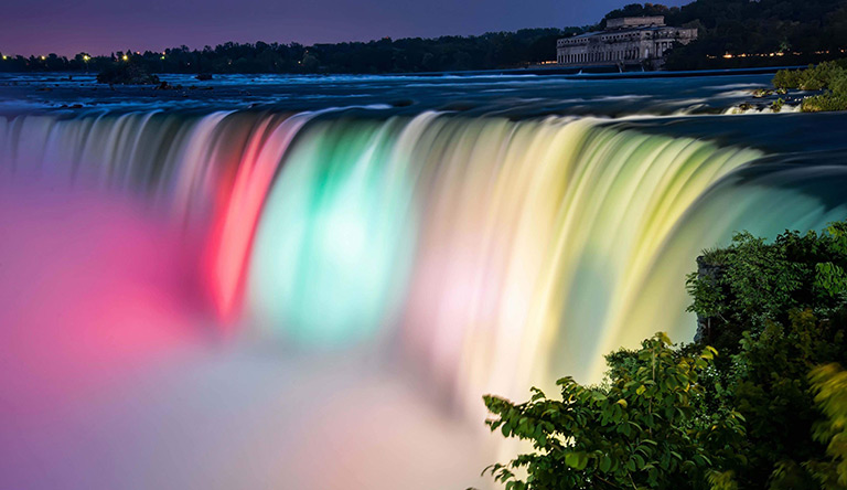 colorful-lights-on-niagara-falls-usa